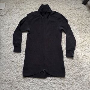 lululemon athletica Women’s On Repeat Black Ribbed Full-Zip Jacket. Size 6